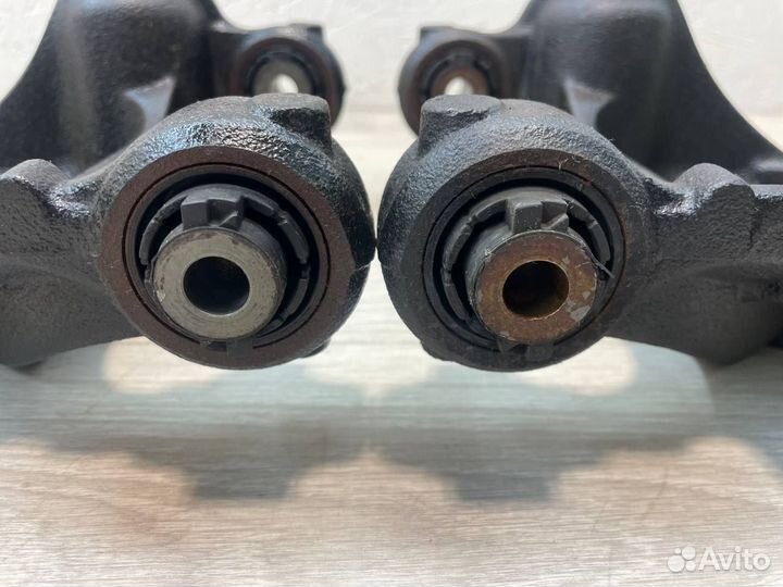 Кулаки задние пара Mazda 3 BM