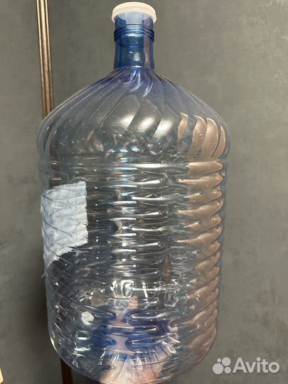 Бутылка 19 литров