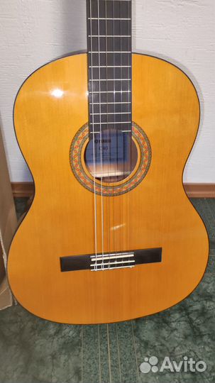 Новые классические гитары Yamaha c40m и c40