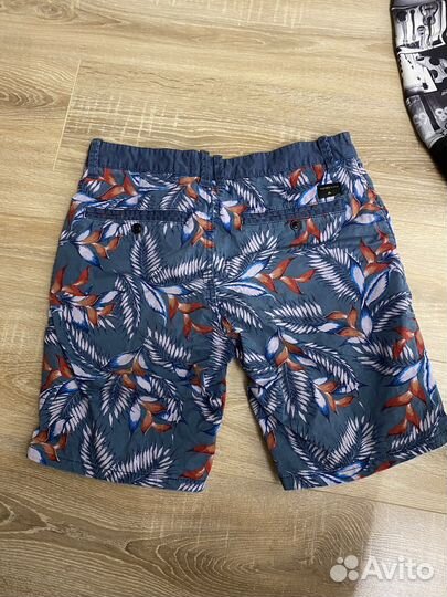 Шорты quiksilver