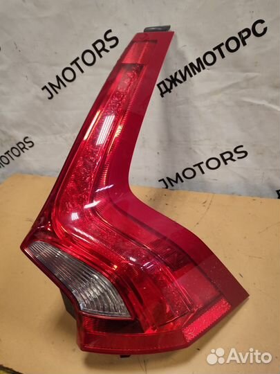 Фонарь задний правый Вольво V60 Volvo V60