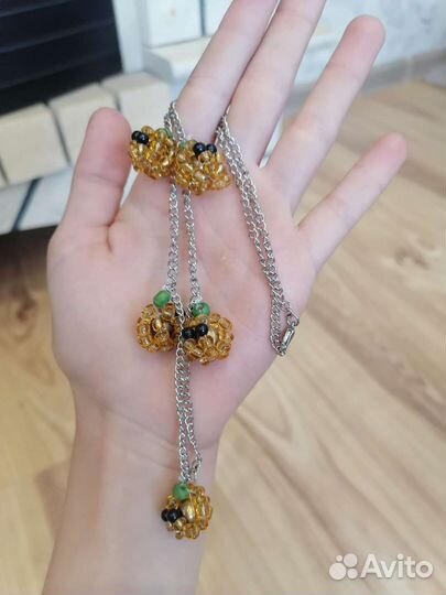 Ожерелье из бисера