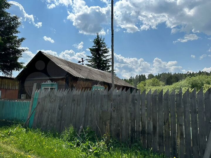 Дом 38 м² на участке 17 сот.