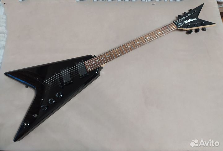 Washburn V200PRO с EMG flying V Электрогитара