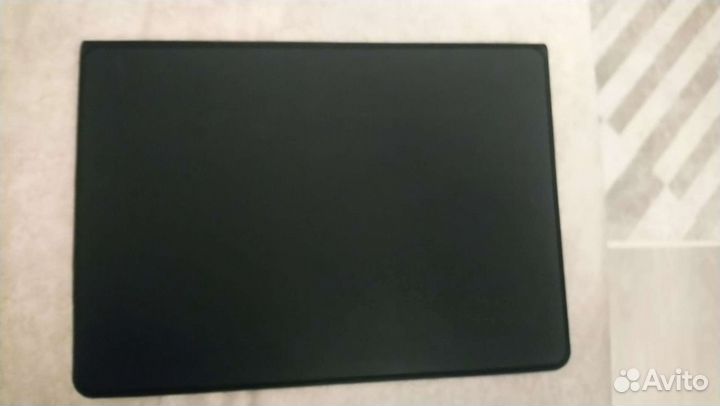 Универсальный чехол для планшета 10,8