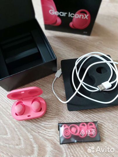 Samsung Gear IconX (2018), Pink наушники беспровод