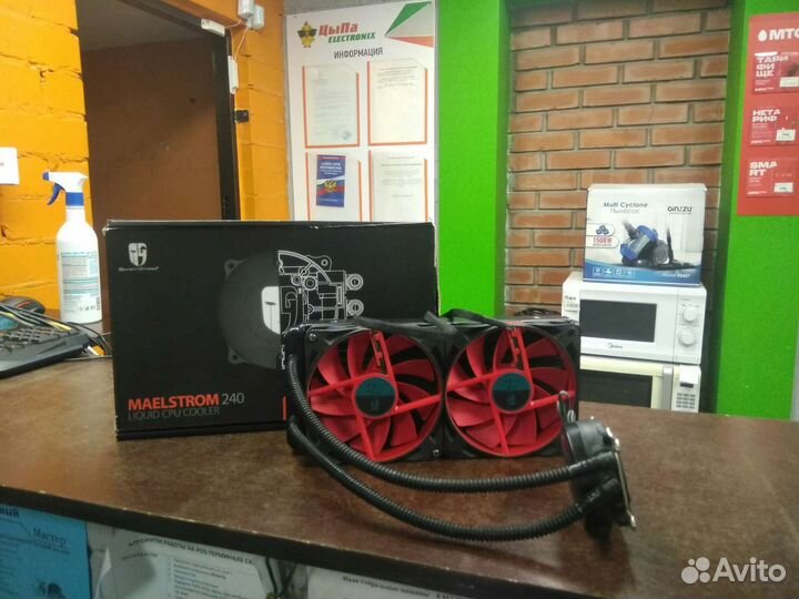 Водяное охлаждение DeepCool Maelstrom 240
