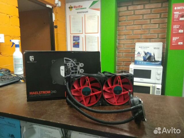 Водяное охлаждение DeepCool Maelstrom 240