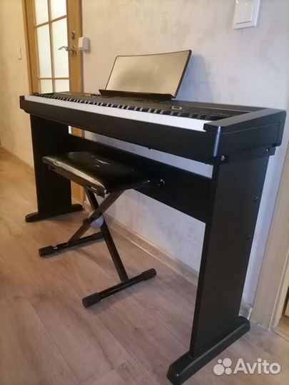 Цифровое пианино Сasio с банкеткой