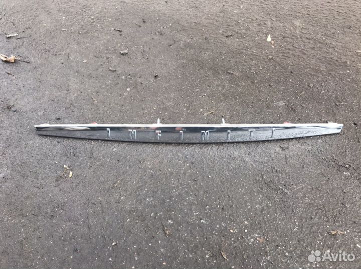 Infiniti fx35 fx45 молдинг багажника