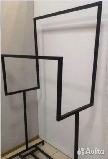 Вешалка для одежды напольная