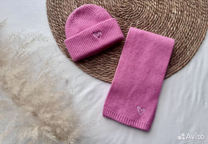 Набор для девочки шапка и шарф комплект