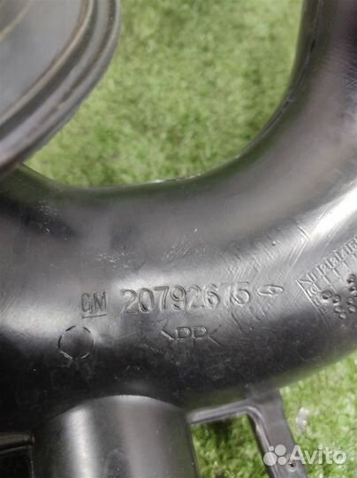 Патрубок воздушного фильтра Opel Antara 2014