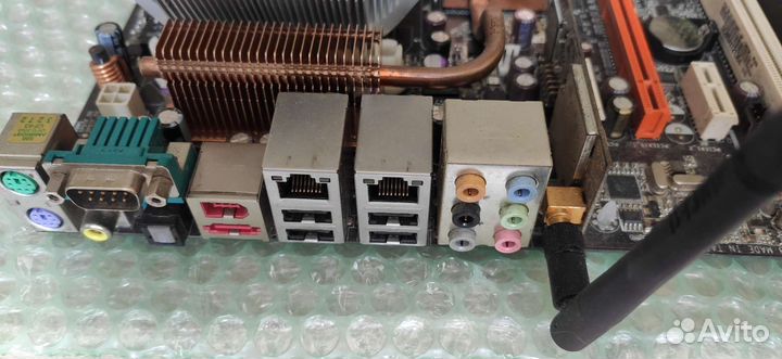 Материнская плата с процессором