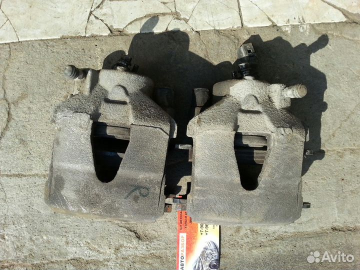 Суппорта передние Skoda Golf Polo Fabia Jetta