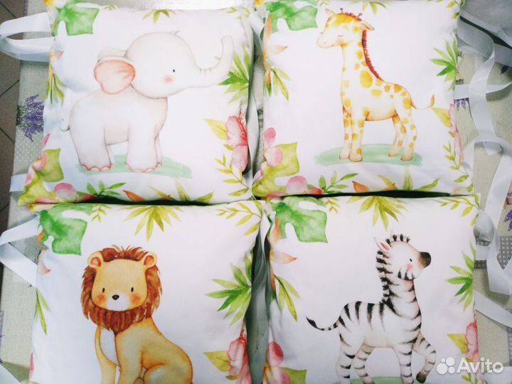 Бортики в кроватку