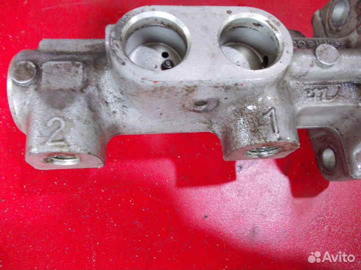 Главный тормозной цилиндр Volvo 850