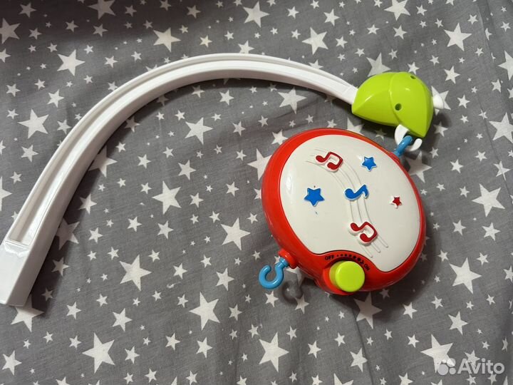 Мобиль музыкальный на кроватку новый