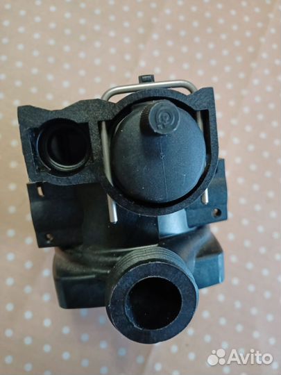 Гидрогруппа с воздухоотводчиком от насоса