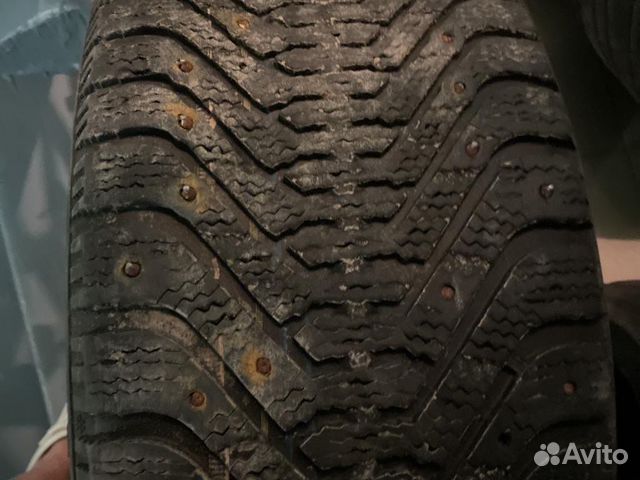 Goodyear UltraGrip 500 225/40 R18