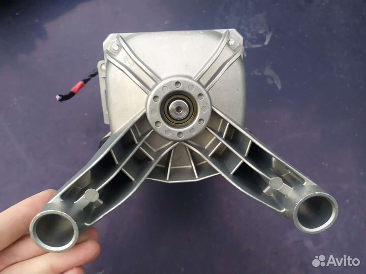 Мотор (двигатель) от стиральной машины samsung