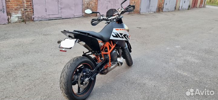 KTM duke 690R
