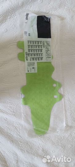 Противоскользящий коврик в ванну