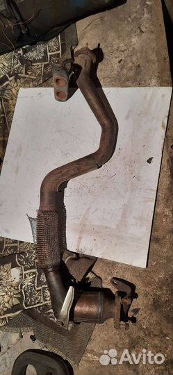 Приемная труба глушителя VW пассат Б6