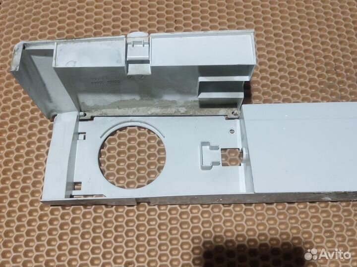 Нижняя панель стиральной машины Bosch maxx7