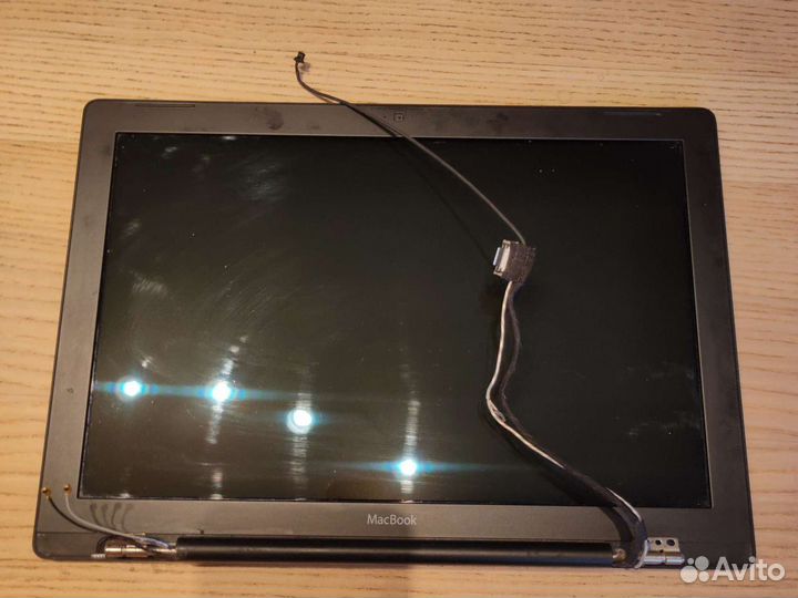 Экран Apple MacBook 13,3