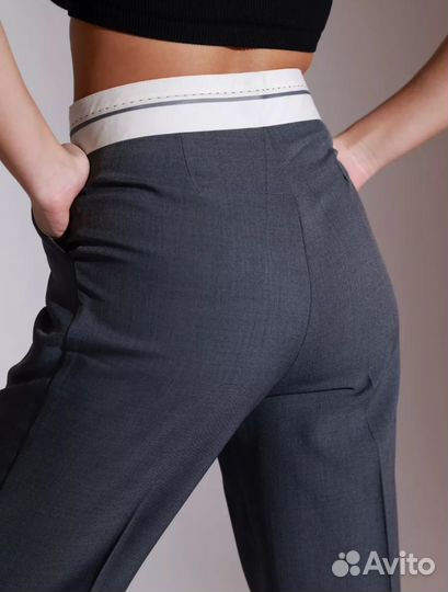 Костюм брючный серый