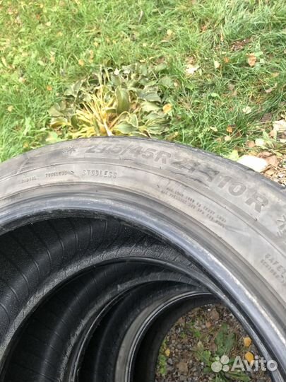 Triangle PL01 275/45 R21