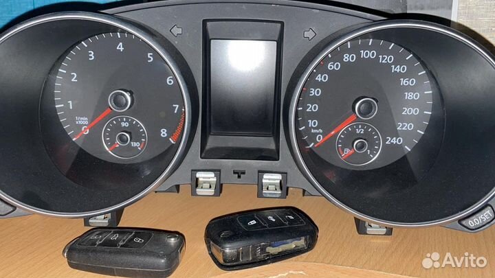 Приборная панель Golf 6