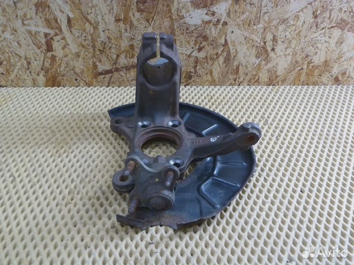 Кулак поворотный передний правый VW Scirocco 2008-2017 (1K0407256AA)