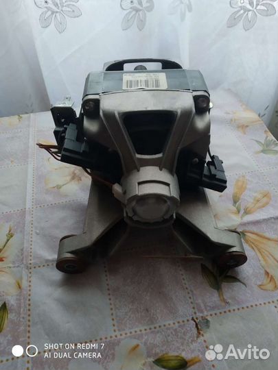 Двигататель стиральной машины