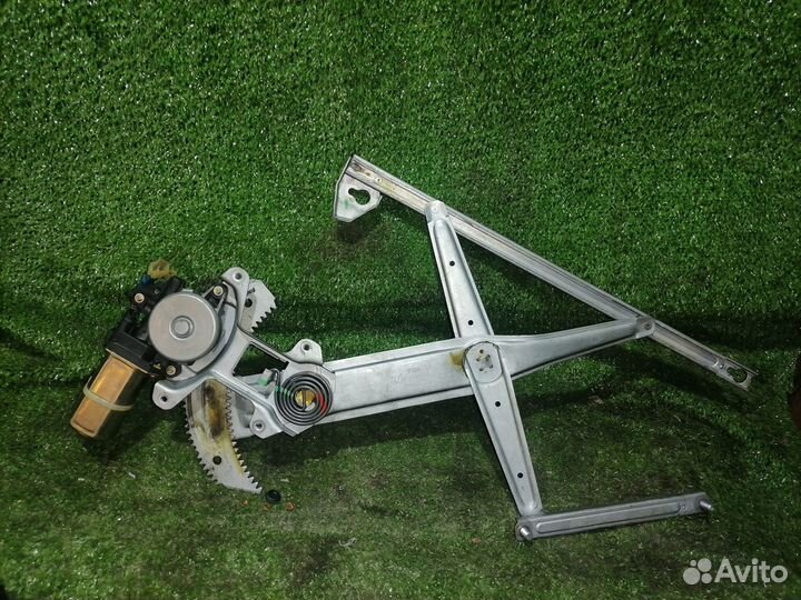 Стеклоподъемник левый Honda legend KA3