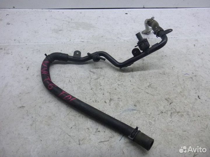 Патрубок системы охлаждения Volkswagen transporter