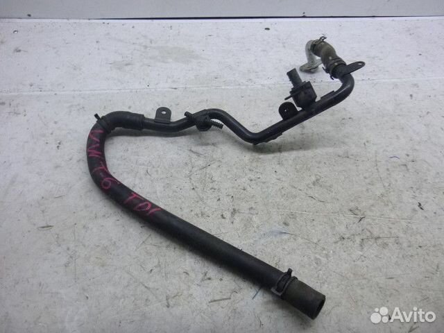 Патрубок системы охлаждения Volkswagen transporter