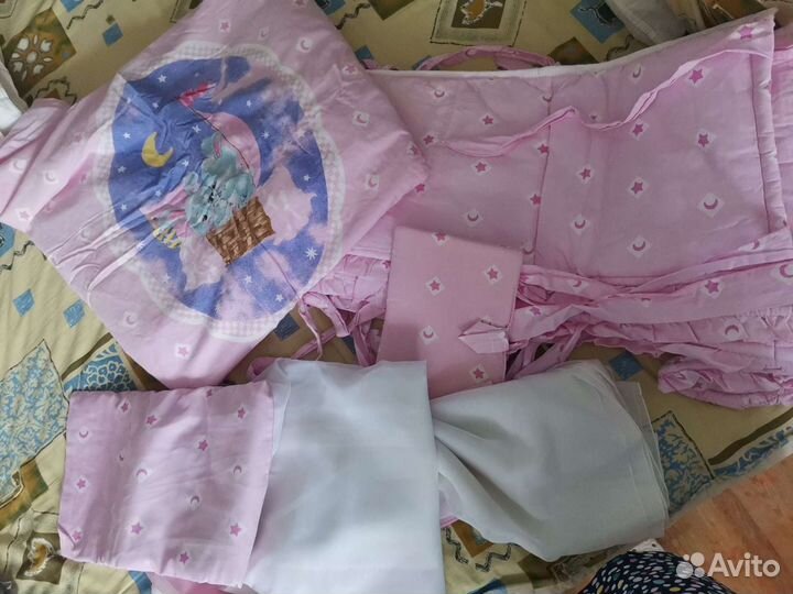 Комплект в детскую кроватку бортики