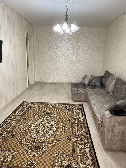 2-к. квартира, 80 м², 4/18 эт.