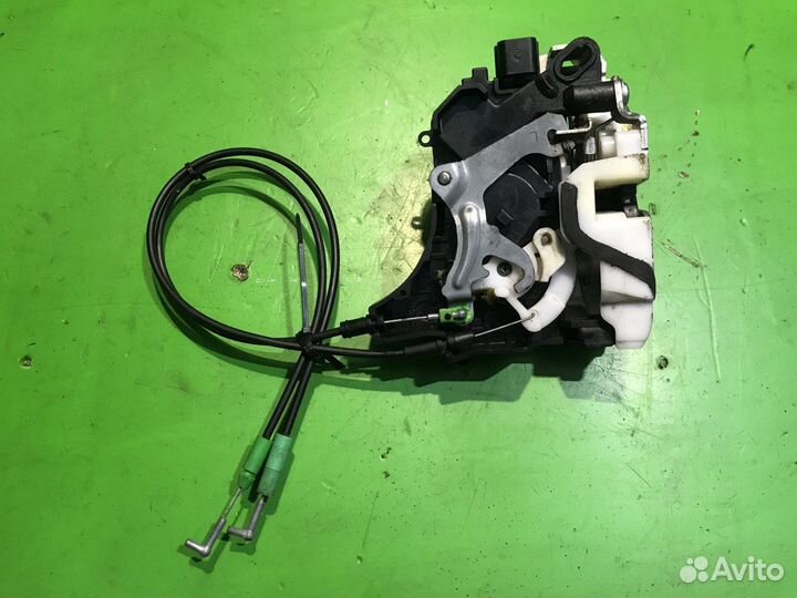 Замок передней левой двери Citroen C-Crosser