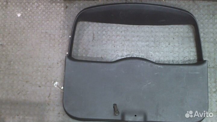 Обшивка крышки багажника Skoda Yeti, 2014