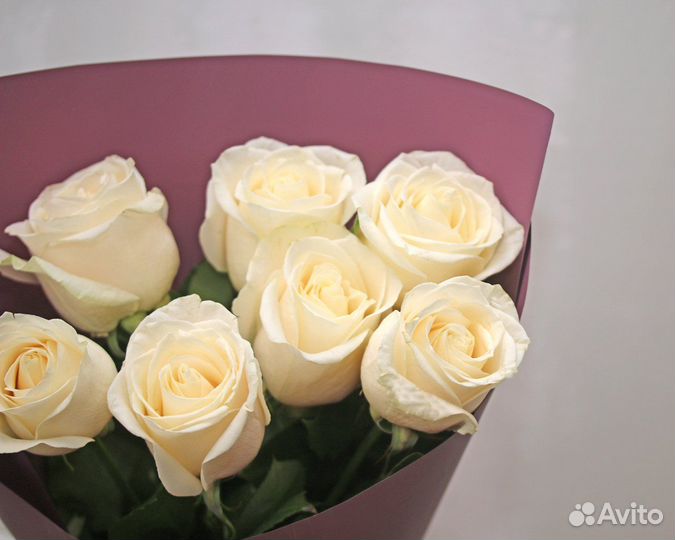 Букет из 7 белых роз premium 40-50 см (Эквадор)