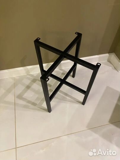 Табурет для кухни