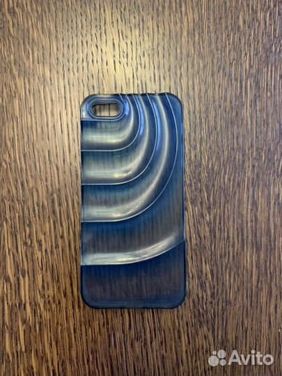 Чехлы на iPhone 5/5S/SE, универсальные чехлы