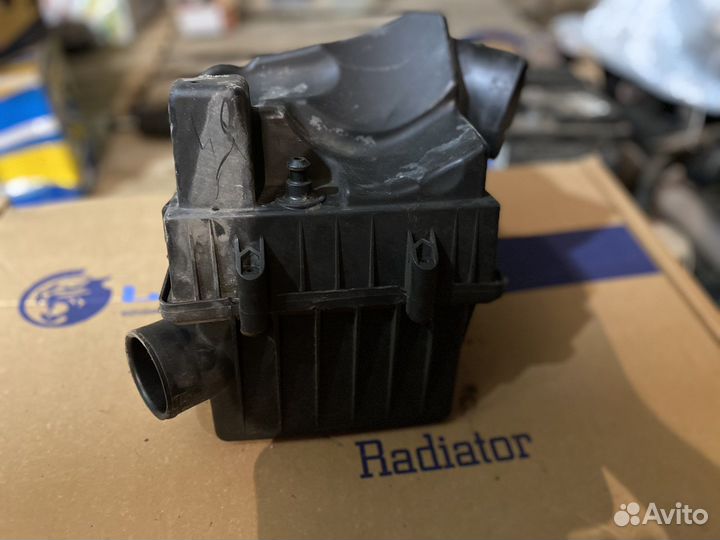 Корпус воздушного фильтра Opel Corsa D