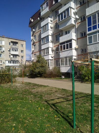 2-к. квартира, 56 м², 3/6 эт.