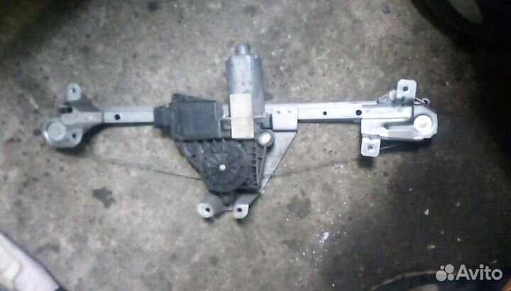 Электростеклоподъемник задний левый Opel Omega B