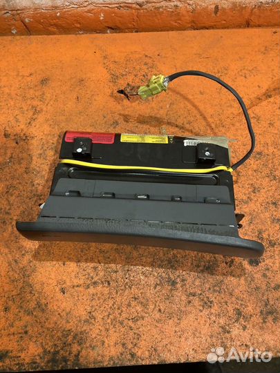 Подушка безопасности в торпедо Trail Blazer 1