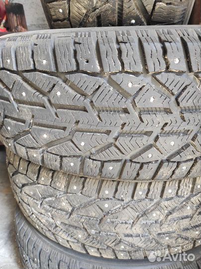Tigar SUV Ice 215/60 R17 100T